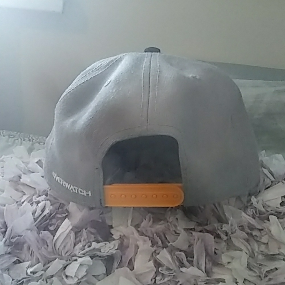 Overwatch snapback hat - Picture 2 of 3